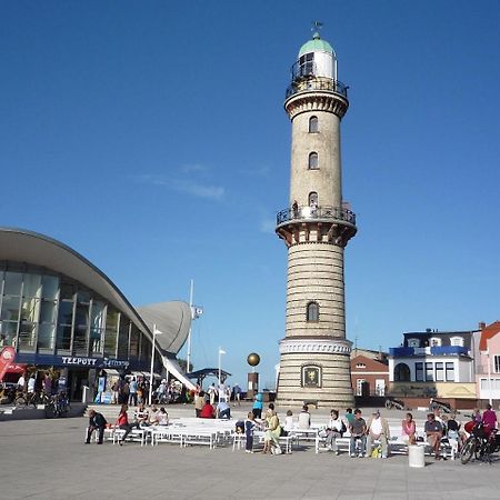 Sonnendeck, Direkt Am Leuchtturm Apartment Rostock Exterior photo